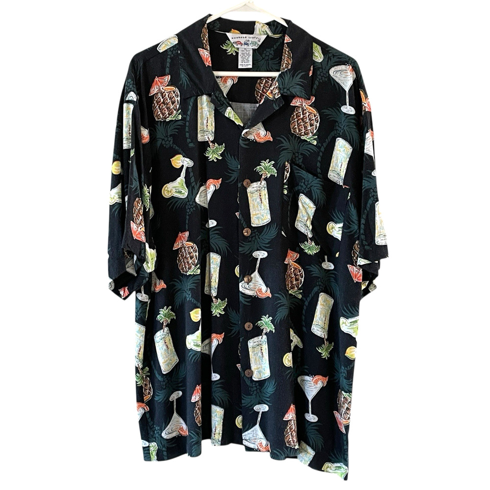 WEEKEND TRAFFIC Men's Size XL Multicolor Tropical Cocktails Print Cruising Shirt
